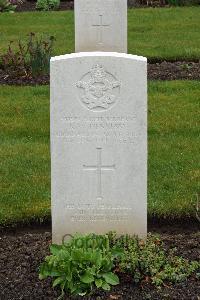 Harrogate (Stonefall) Cemetery - Hennessy, Kevin William